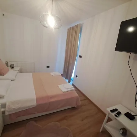 Maja Апартаменты *
